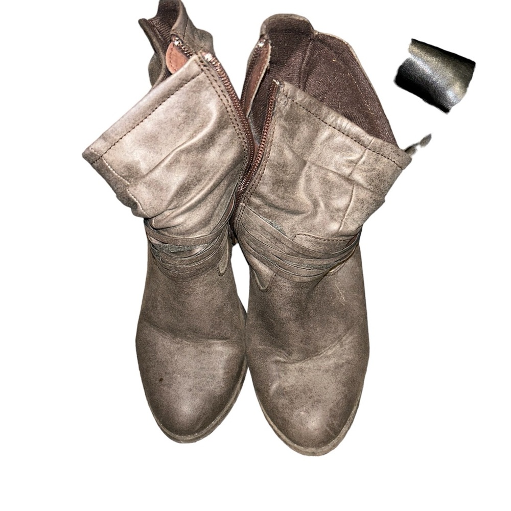 Size 8 with women’s boots